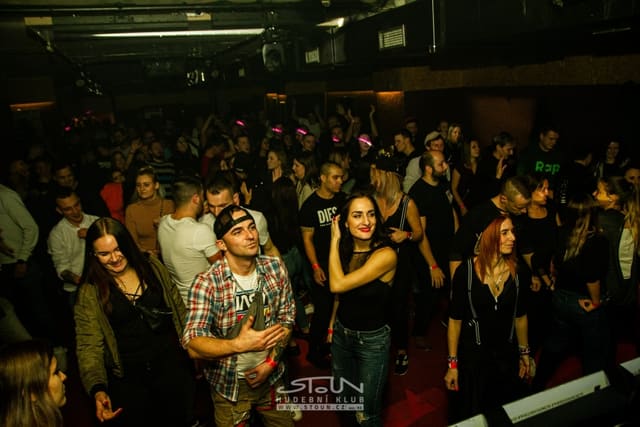 Fotografie z akce: Beats for Love X-Mas w/ Lucca & Chris Sadler