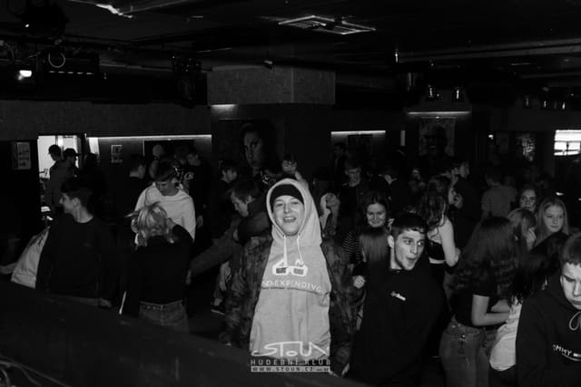 Fotografie z akce: Bass Invasion - carnival edition