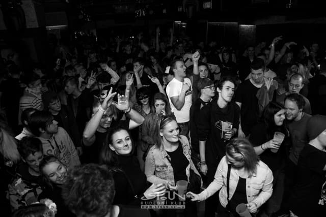 Fotografie z akce: Bass Invasion - carnival edition