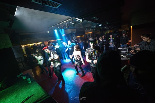 Fotografie z akce: Vault w/ Bushman & Genetix