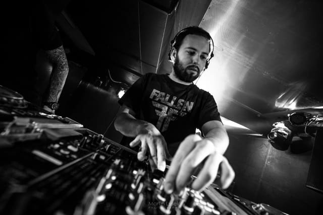 Fotografie z akce: No!se w/ Tantrum Desire (UK)