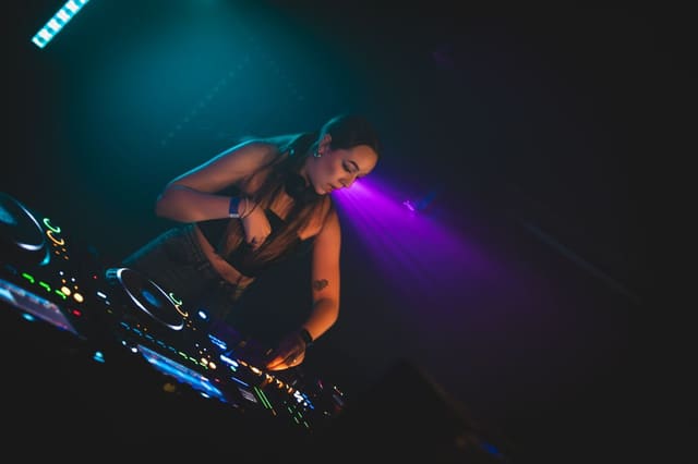 Fotografie z akce: Beats For Love On The Road ♡ w/ L Plus & Jimmy Danger