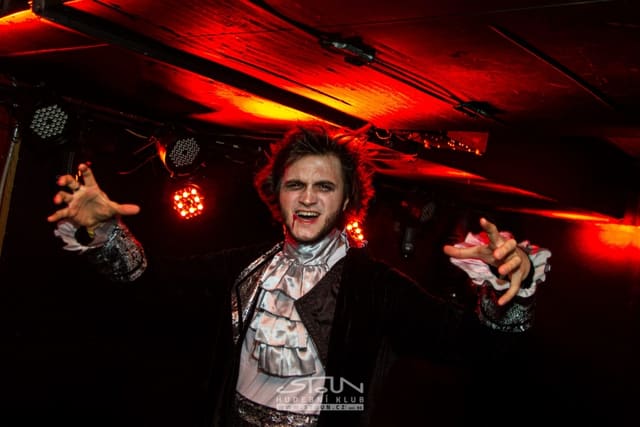 Fotografie z akce: Bass Invasion - carnival edition