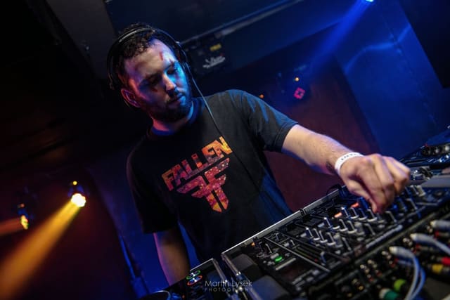 Fotografie z akce: BASS INVASION - CLOWN EDITION