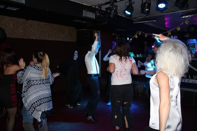 Fotografie z akce: HALLOWEEN GOODWILL PARTY