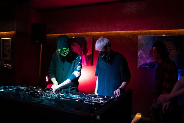 Fotografie z akce: Deep Down w/ MEPH (Darkshire)