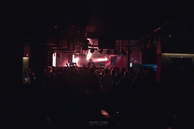 Fotografie z akce: No!se w/ Tantrum Desire (UK)