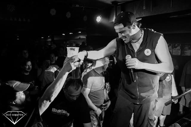 Fotografie z akce: DOG EAT DOG (USA)