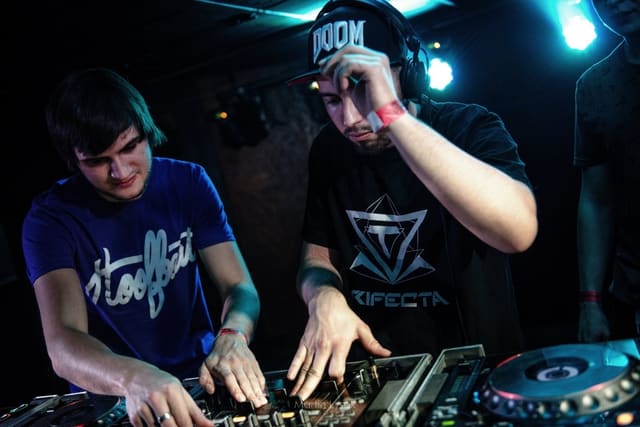 Fotografie z akce: No!se w/ Drumsound & Bassline Smith (UK)