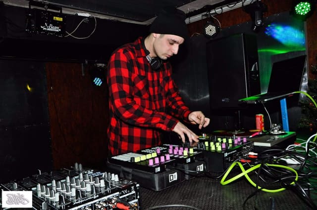 Fotografie z akce: X-MASS PARTY - DJ WICH