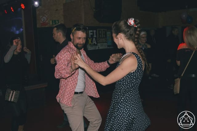 Fotografie z akce: 22. NAROZENINOVÝ PLES STOUNU