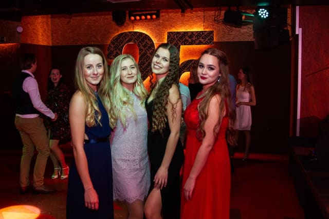 Fotografie z akce: Narozeninový ples Stounu - 25 let