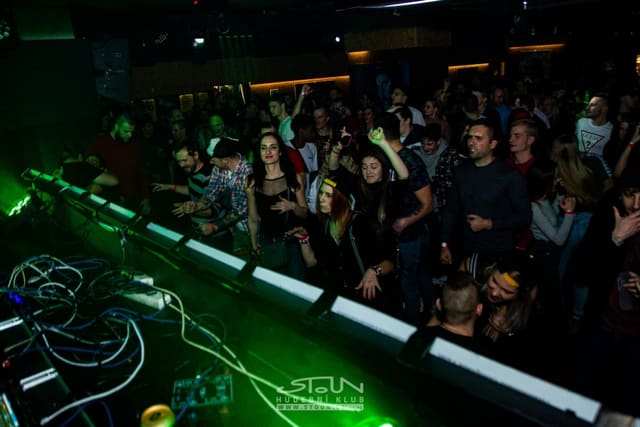 Fotografie z akce: Beats for Love X-Mas w/ Lucca & Chris Sadler