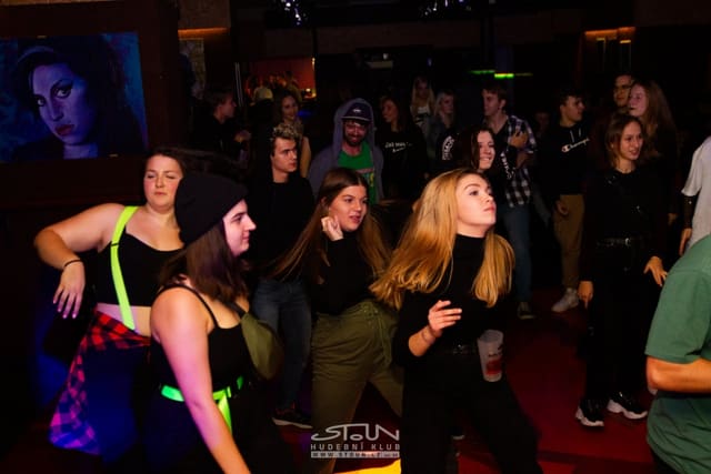 Fotografie z akce: No!se w/ Hrr.nec & Mc Vaant