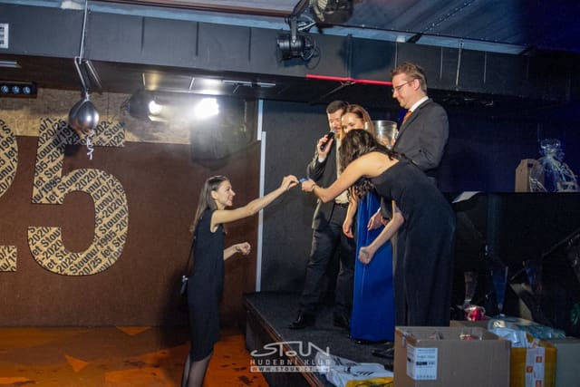 Fotografie z akce: Narozeninový ples Stounu - 27 let