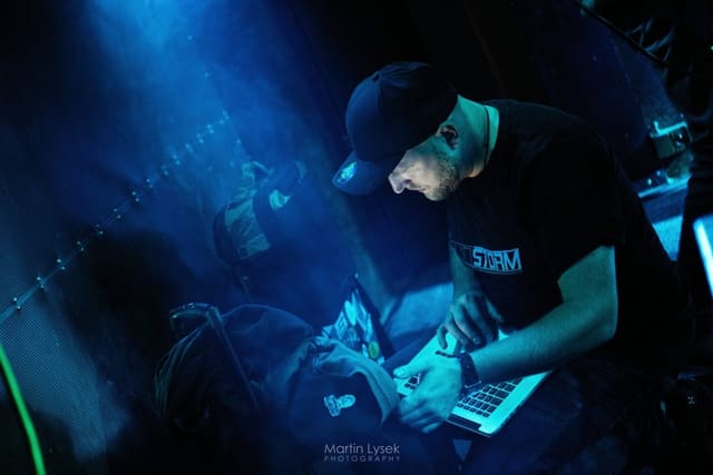 Fotografie z akce: Resonance 2 w/ Nemesys & Rob Nash