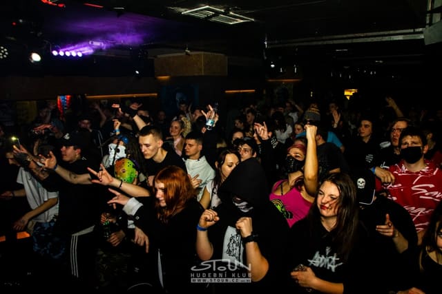 Fotografie z akce: No!se w/ Hallucinator (IT)