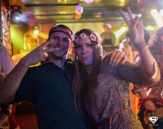 Fotografie z akce: NAROZENINOVÝ PLES - 21 LET - HIPPIE STYL