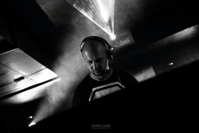 Fotografie z akce: NO!SE w/ FORBIDDEN SOCIETY