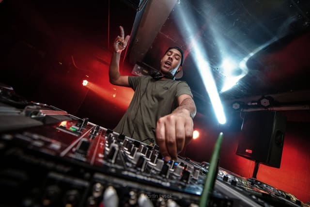 Fotografie z akce: No!se w/ Tantrum Desire (UK)