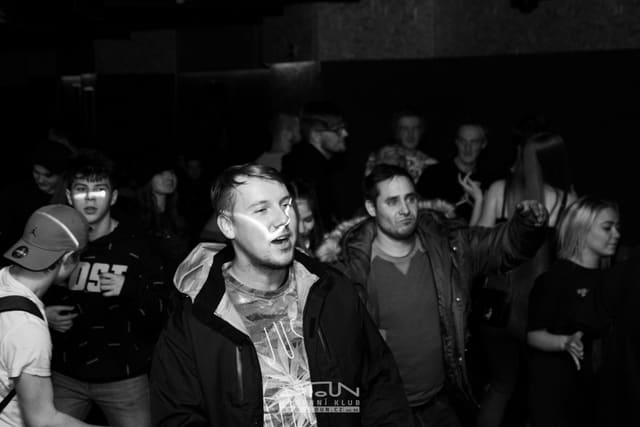 Fotografie z akce: No!se w/ Hrr.nec & Mc Vaant