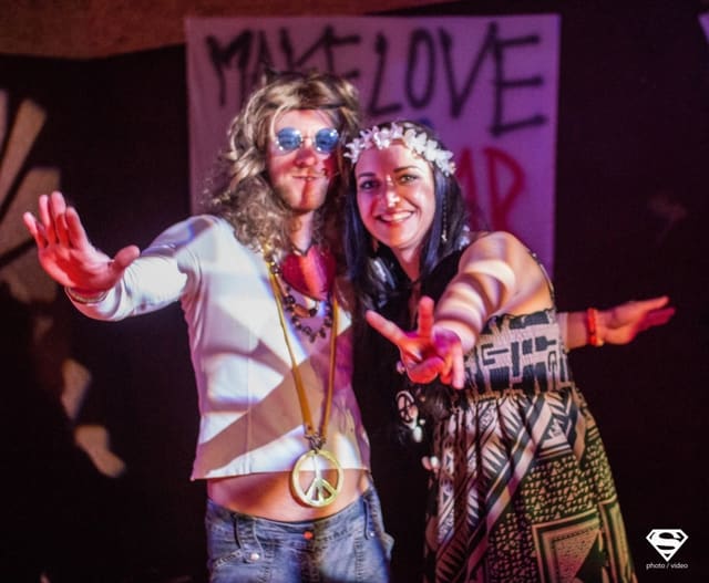 Fotografie z akce: NAROZENINOVÝ PLES - 21 LET - HIPPIE STYL