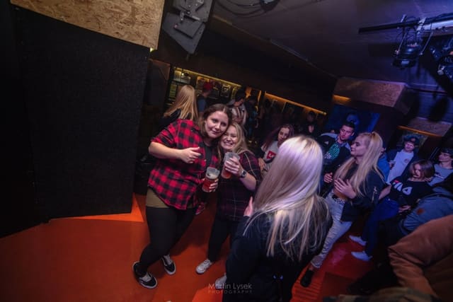 Fotografie z akce: No!se w/ Tantrum Desire (UK)