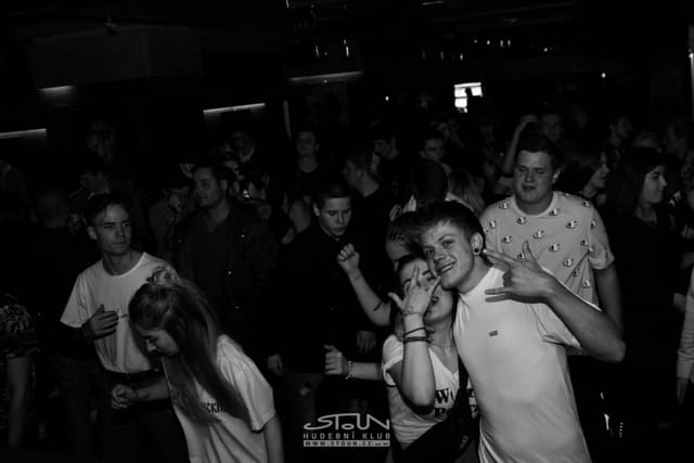 Fotografie z akce: No!se w/ Hrr.nec & Mc Vaant