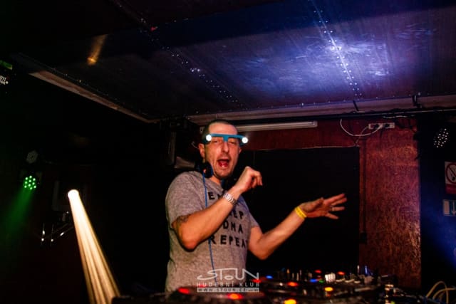 Fotografie z akce: Beats for Love X-Mas w/ Lucca & Chris Sadler