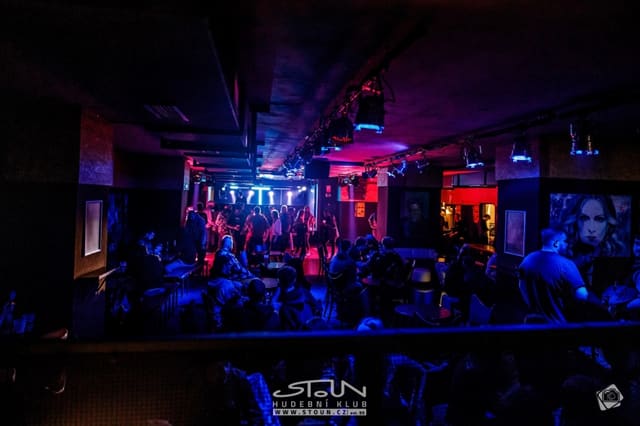 Fotografie z akce: Gunfingers pres. Lock'n'Load w/ ZIGI SC