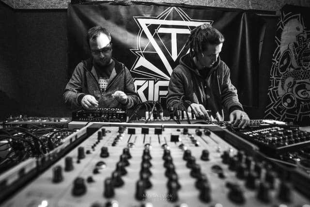 Fotografie z akce: Vault w/ Bushman & Genetix