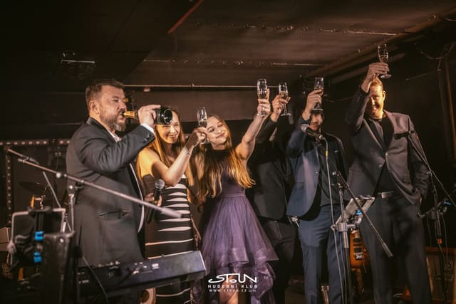 Fotografie z akce: Narozeninový ples STOUNu - 31 let