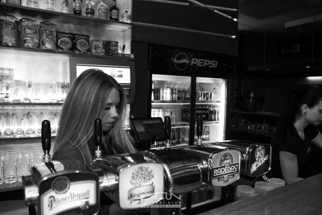Fotografie z akce: No!se w/ Hrr.nec & Mc Vaant