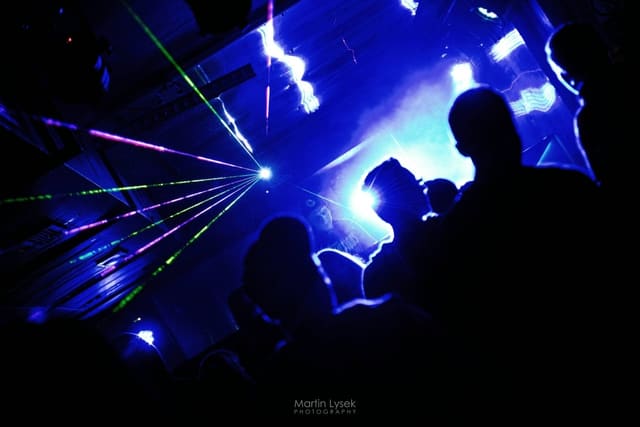 Fotografie z akce: No!se w/ Dj Pixie