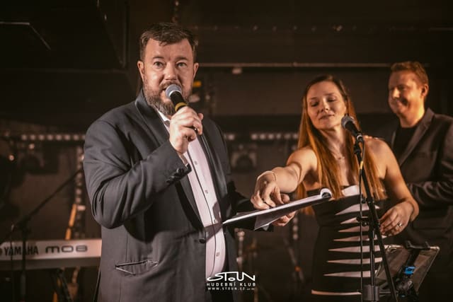 Fotografie z akce: Narozeninový ples STOUNu - 31 let