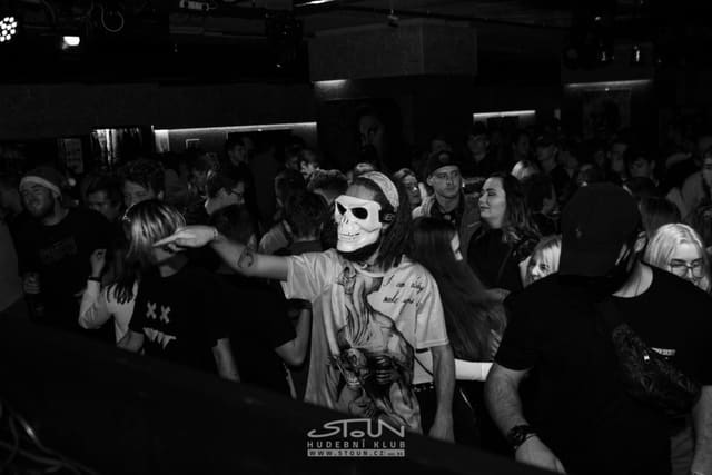 Fotografie z akce: Bass Invasion - carnival edition