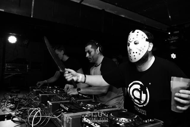 Fotografie z akce: Bass Invasion - carnival edition
