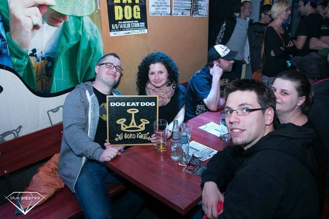 Fotografie z akce: DOG EAT DOG (USA)