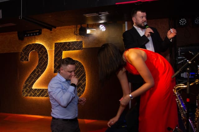 Fotografie z akce: Narozeninový ples Stounu - 25 let