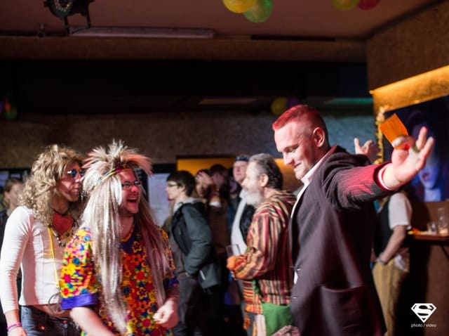 Fotografie z akce: NAROZENINOVÝ PLES - 21 LET - HIPPIE STYL