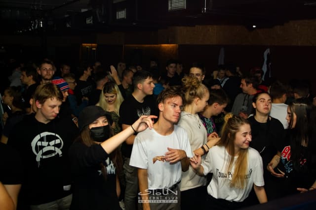 Fotografie z akce: No!se w/ Hrr.nec & Mc Vaant
