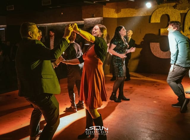 Fotografie z akce: Narozeninový ples STOUNu - 31 let