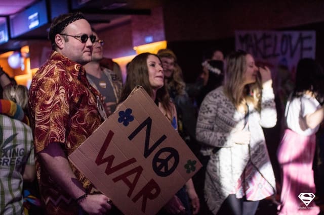 Fotografie z akce: NAROZENINOVÝ PLES - 21 LET - HIPPIE STYL