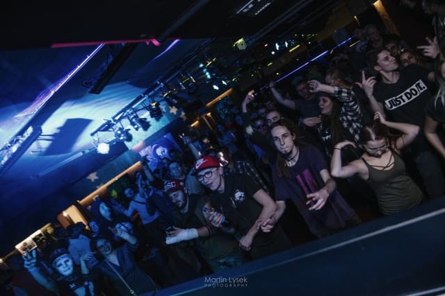 Fotografie z akce: No!se w/ Dj Pixie