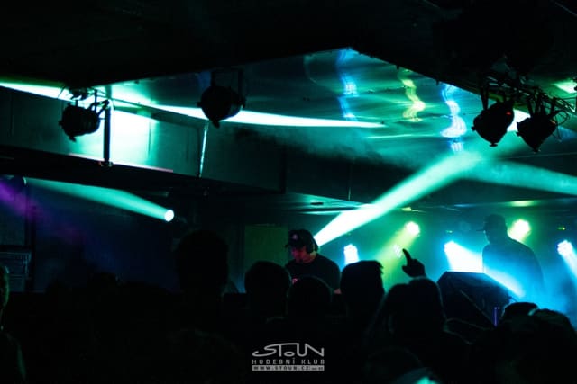 Fotografie z akce: No!se w/ Hrr.nec & Mc Vaant