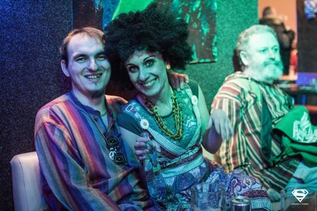 Fotografie z akce: NAROZENINOVÝ PLES - 21 LET - HIPPIE STYL