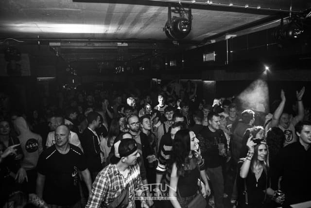 Fotografie z akce: Beats for Love X-Mas w/ Lucca & Chris Sadler