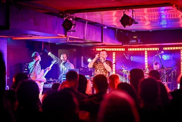 Fotografie z akce: Prago Union & live band