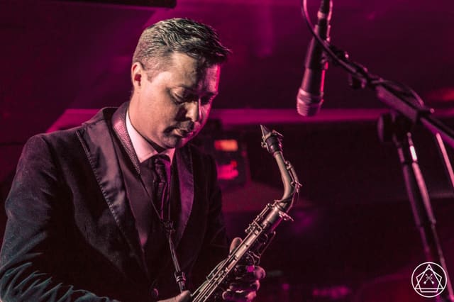 Fotografie z akce: GROOVE!: PETER LIPA