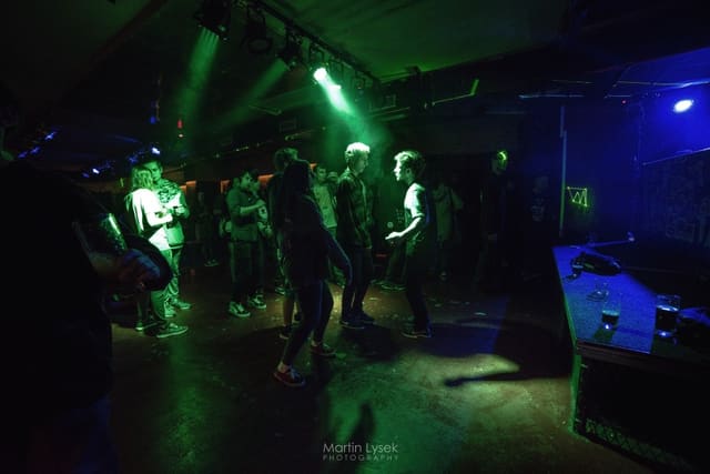 Fotografie z akce: VAULT w/ Symbiotik crew LIVE